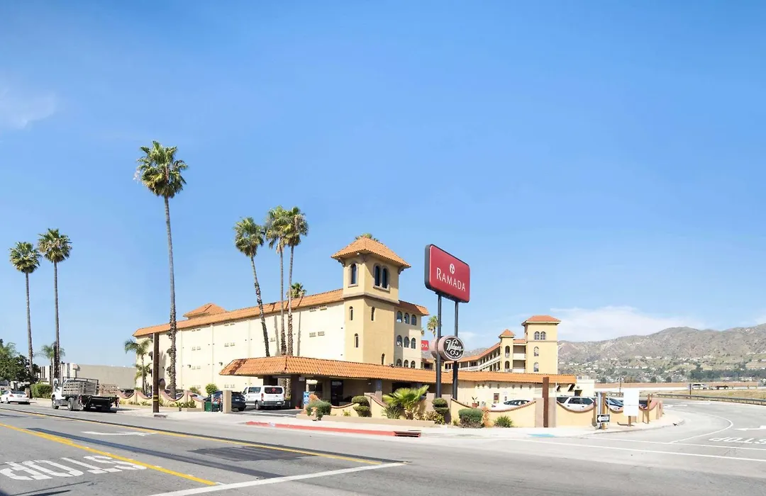 Ramada By Wyndham Burbank Airport-1